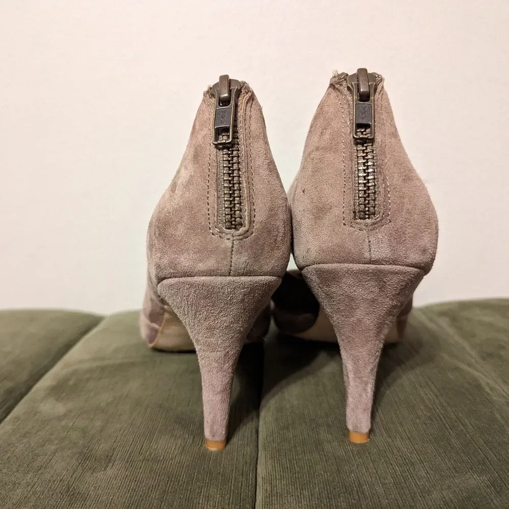 Corso Como Collette Suede Taupe Tan Dress Pumps Heels sz 7.5